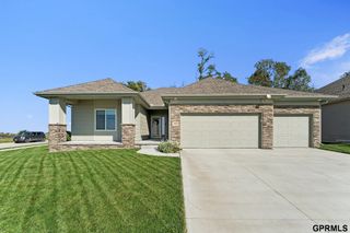 17676 Potter Street, Bennington, NE 68007