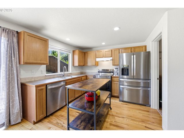 1008 GRANT St, Lafayette, OR 97127