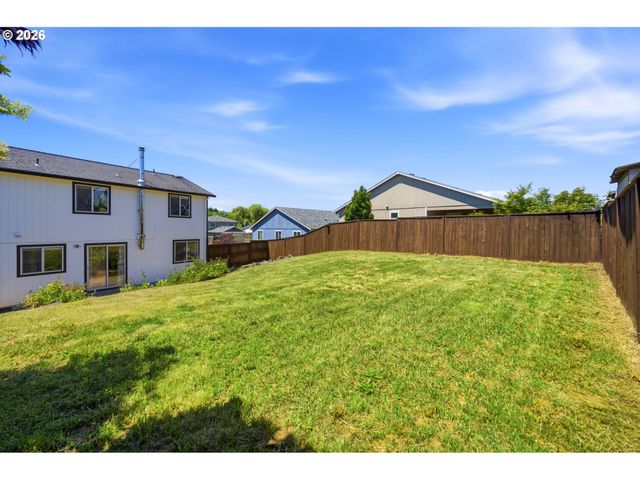 1008 GRANT St, Lafayette, OR 97127