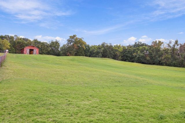 175 Bettis Rd, Lebanon, TN 37090