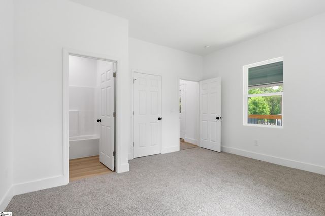 706 Gray Street, Woodruff, SC 29388