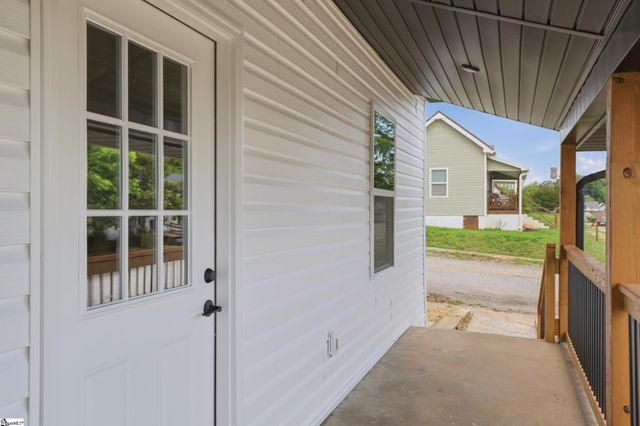 706 Gray Street, Woodruff, SC 29388