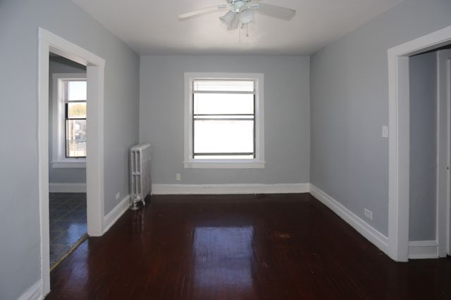 4608 N Beacon Street 4D, Chicago, IL 60640