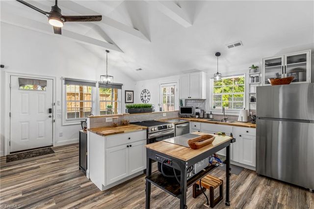 505 Kent Court, High Point, NC 27260