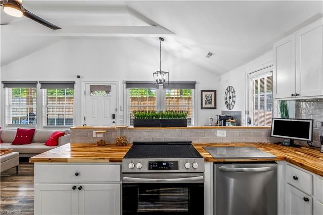 505 Kent Court, High Point, NC 27260