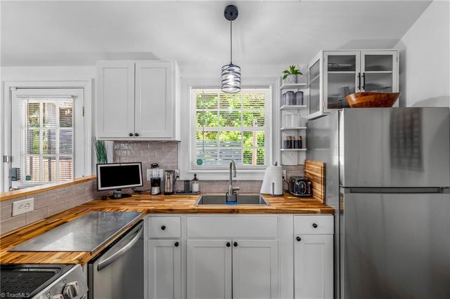 505 Kent Court, High Point, NC 27260