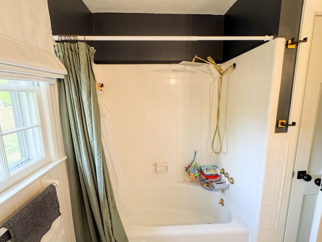 1506 Hillwood Cir, Lafayette, TN 37083