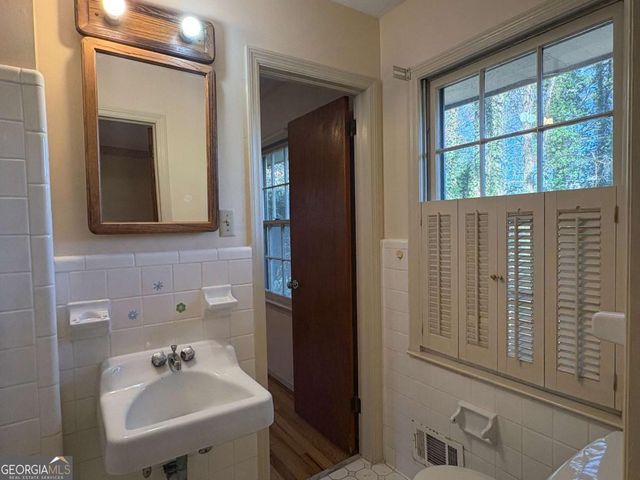 797 Kiowa Drive NE, Marietta, GA 30060