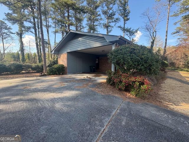 797 Kiowa Drive NE, Marietta, GA 30060