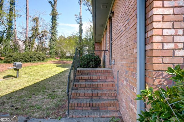 797 Kiowa Drive NE, Marietta, GA 30060