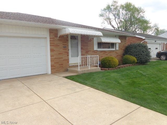 6195 Jamestown Drive, Parma, OH 44134