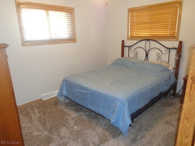 6195 Jamestown Drive, Parma, OH 44134