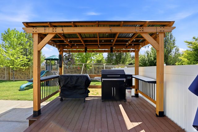 1369 W 725 S, Layton, UT 84041