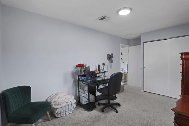 3840 Gilroy Road, Columbus, OH 43227