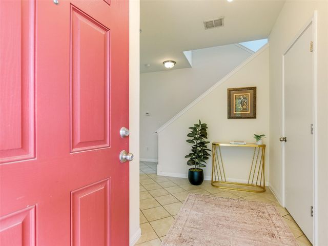 300 Wapiti RD, Buda, TX 78610