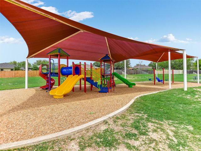 300 Wapiti RD, Buda, TX 78610