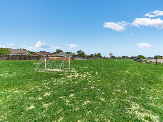 300 Wapiti RD, Buda, TX 78610