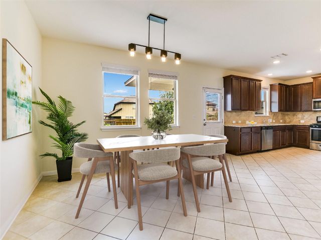 300 Wapiti RD, Buda, TX 78610