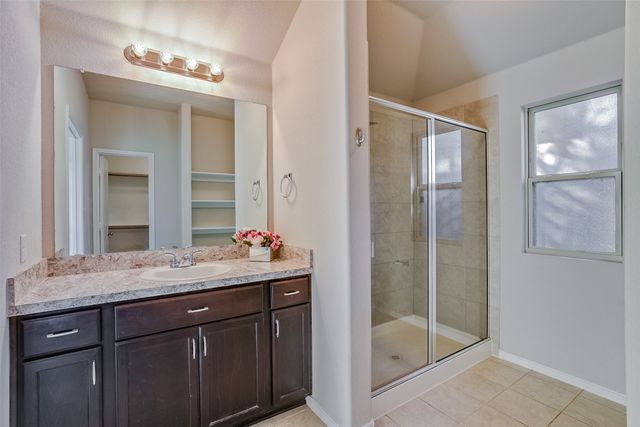 5527 Diaz Avenue, Fort Worth, TX 76107