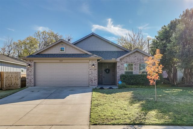 5527 Diaz Avenue, Fort Worth, TX 76107