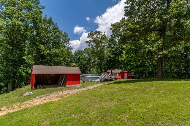 127 Shade Tree Ct, Pegram, TN 37143
