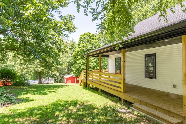 127 Shade Tree Ct, Pegram, TN 37143