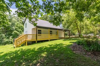 127 Shade Tree Ct, Pegram, TN 37143