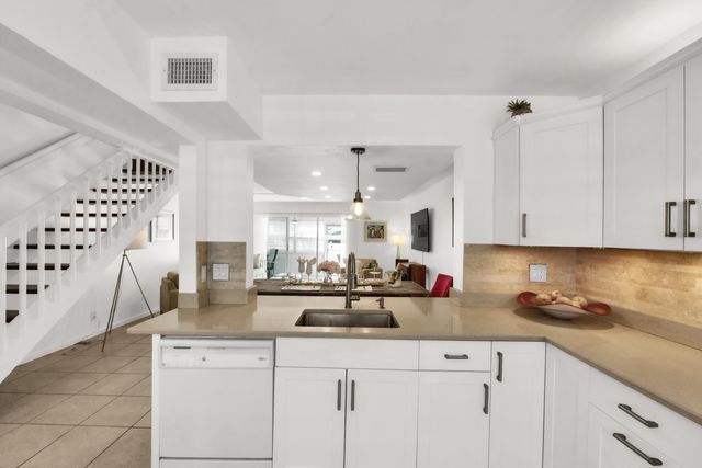 3714 Savoy Lane B, West Palm Beach, FL 33417