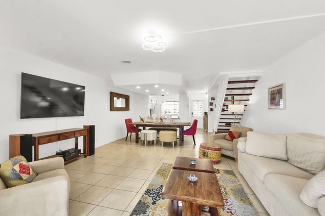 3714 Savoy Lane B, West Palm Beach, FL 33417