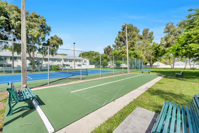 3714 Savoy Lane B, West Palm Beach, FL 33417