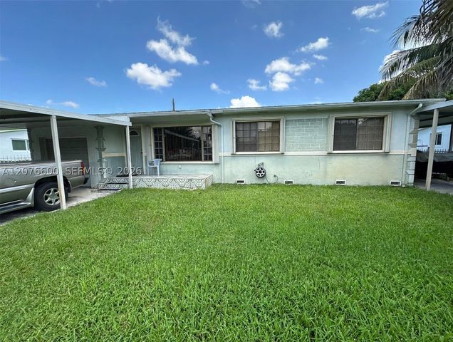 2961 NW 162nd St, Miami Gardens, FL 33054