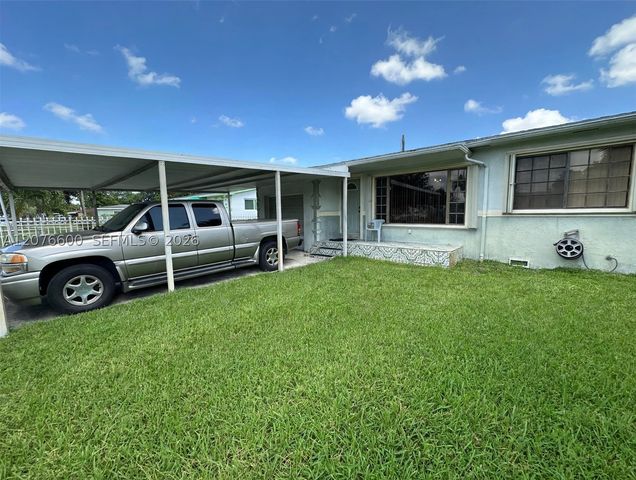 2961 NW 162nd St, Miami Gardens, FL 33054