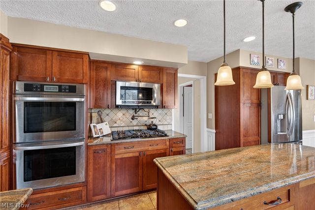 14357 Crystal Creek Drive, Strongsville, OH 44149