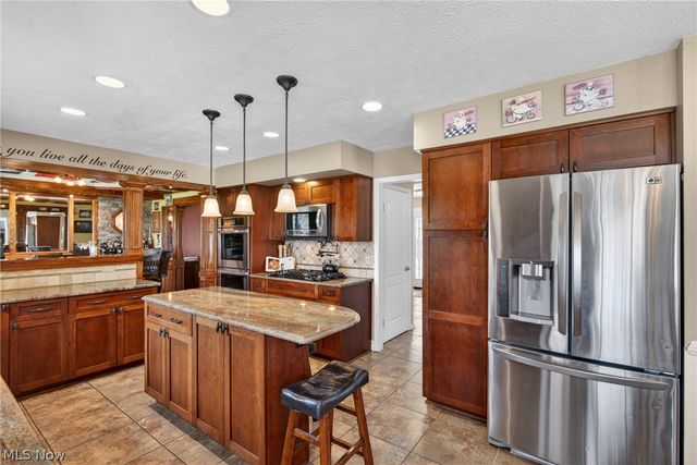 14357 Crystal Creek Drive, Strongsville, OH 44149