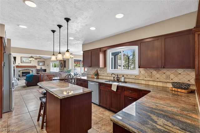 14357 Crystal Creek Drive, Strongsville, OH 44149