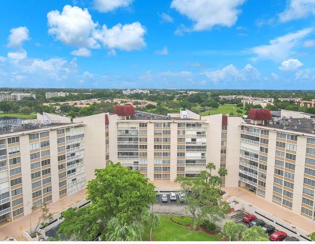 6911 Environ Blvd 4J, Lauderhill, FL 33319