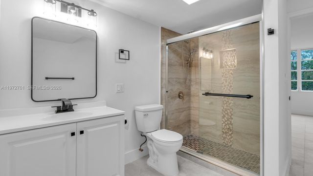 6911 Environ Blvd 4J, Lauderhill, FL 33319