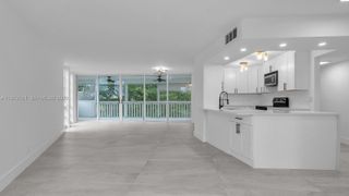 6911 Environ Blvd 4J, Lauderhill, FL 33319