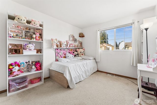 29854 30th Avenue S, Federal Way, WA 98003