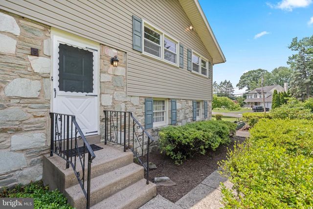 106 PEARL DR, Southampton, PA 18966