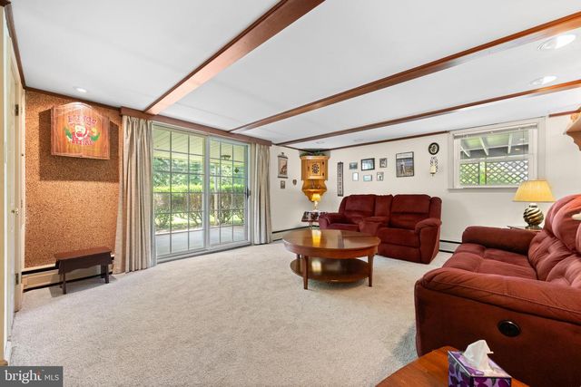 106 PEARL DR, Southampton, PA 18966