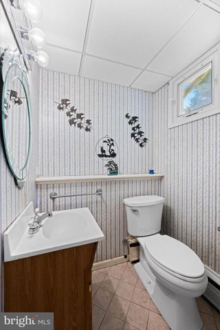 106 PEARL DR, Southampton, PA 18966