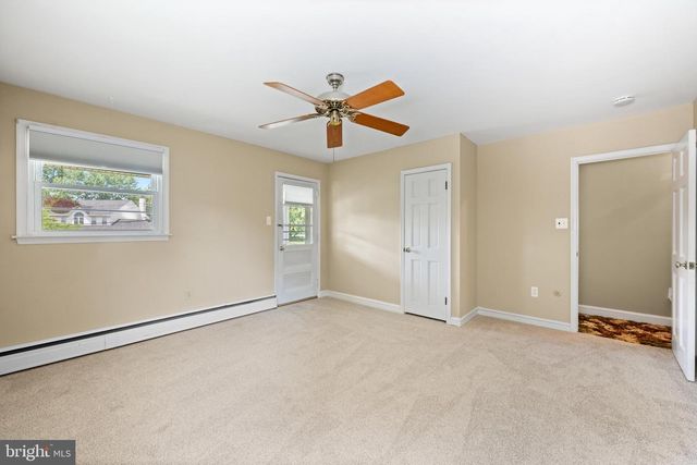 106 PEARL DR, Southampton, PA 18966