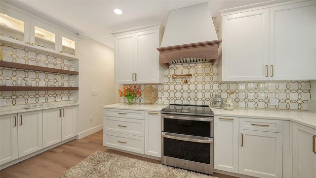 375 N WASHINGTON DRIVE, Sarasota, FL 34236