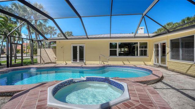 375 N WASHINGTON DRIVE, Sarasota, FL 34236