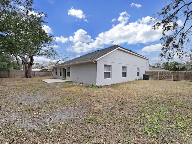8018 SHEPHERD AVENUE, Spring Hill, FL 34606