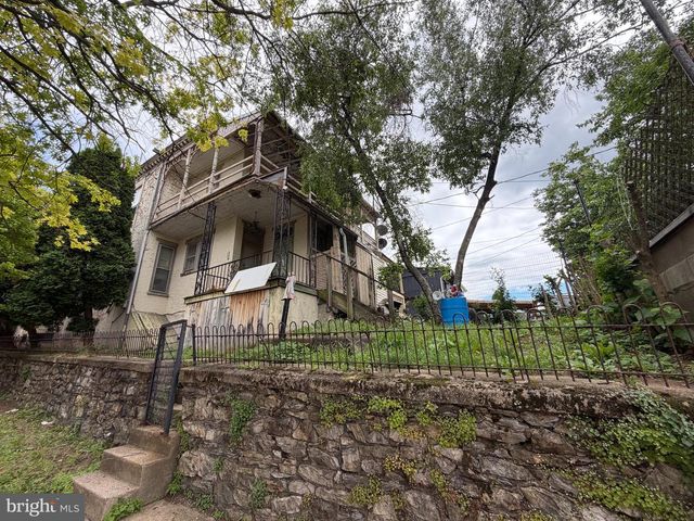 1058 N 11TH ST, Reading, PA 19604