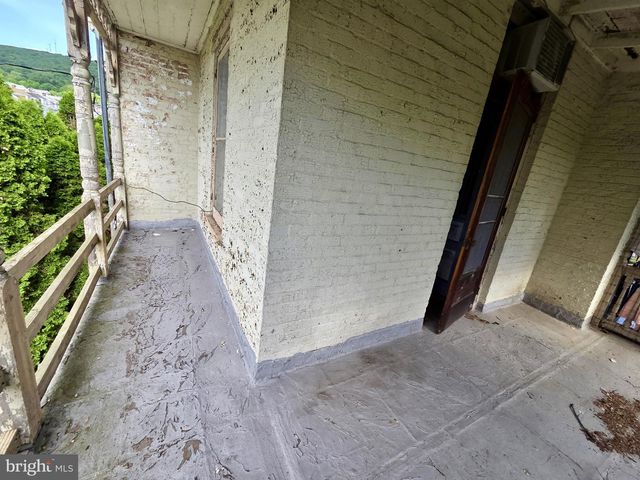 1058 N 11TH ST, Reading, PA 19604