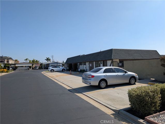 9800 Bolsa Avenue 88, Westminster, CA 92683