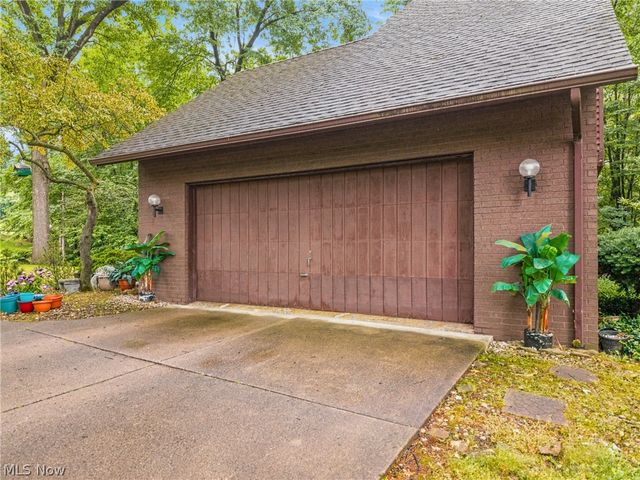 8810 Blossom Circle NW, Massillon, OH 44646